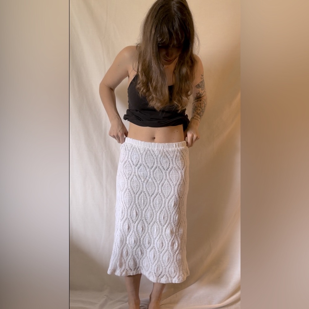 Natura Barcelona Pencil Lace White Skirt